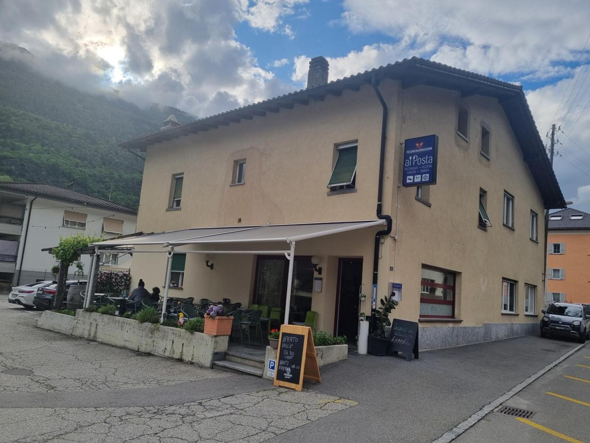 Ristorante Pizzeria Al Posta, Con Alogio Malvaglia Exterior foto